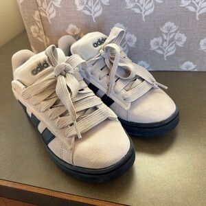 Adidas Alpha Courts / Campus 00’s look alike